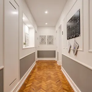 Out & Apartment